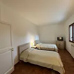 Sara Mondello Garden Level * Παλέρμο