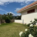 Sara Mondello Garden Level Παλέρμο